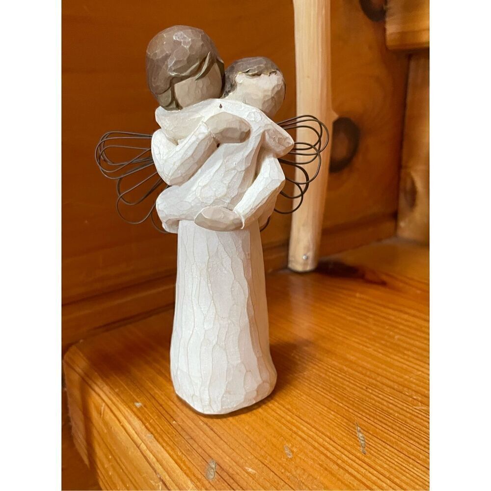 WILLOW TREE Angels Embrace Figurine 5"